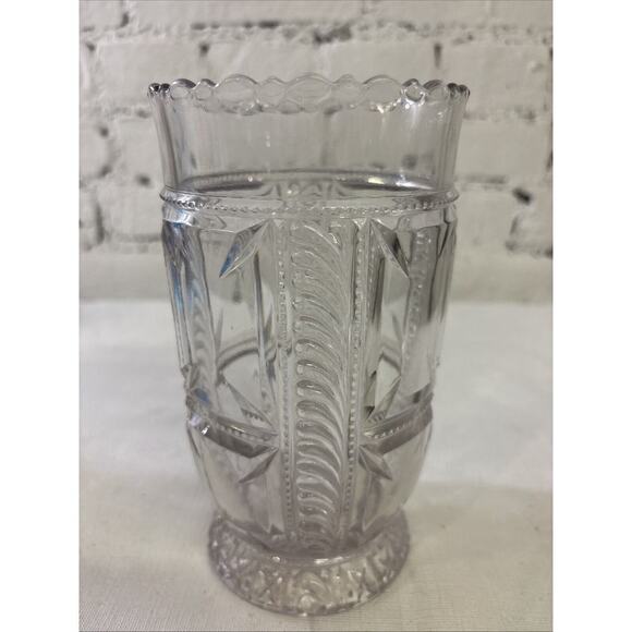 Antique Celery Vase US GLASS c1891. Feather Plume & Block. Excellent Condition. - Picture 1 of 9